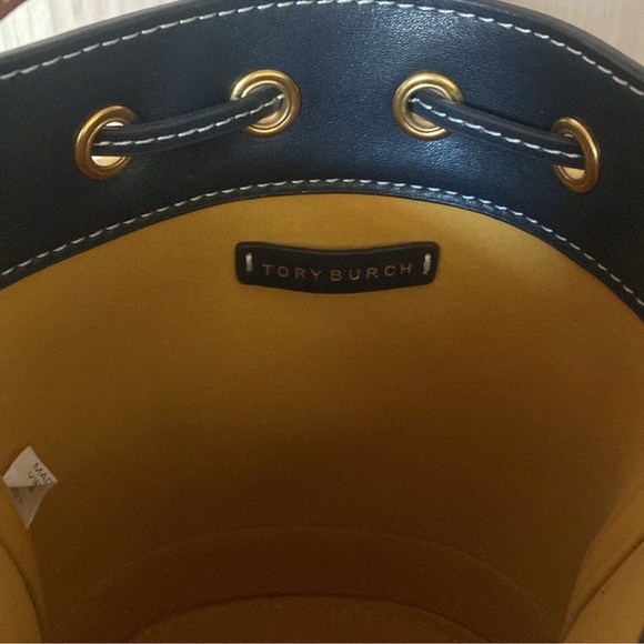 🌟Tory Burch MINI T MONOGRAM BUCKET BAG - Picture 8 of 11